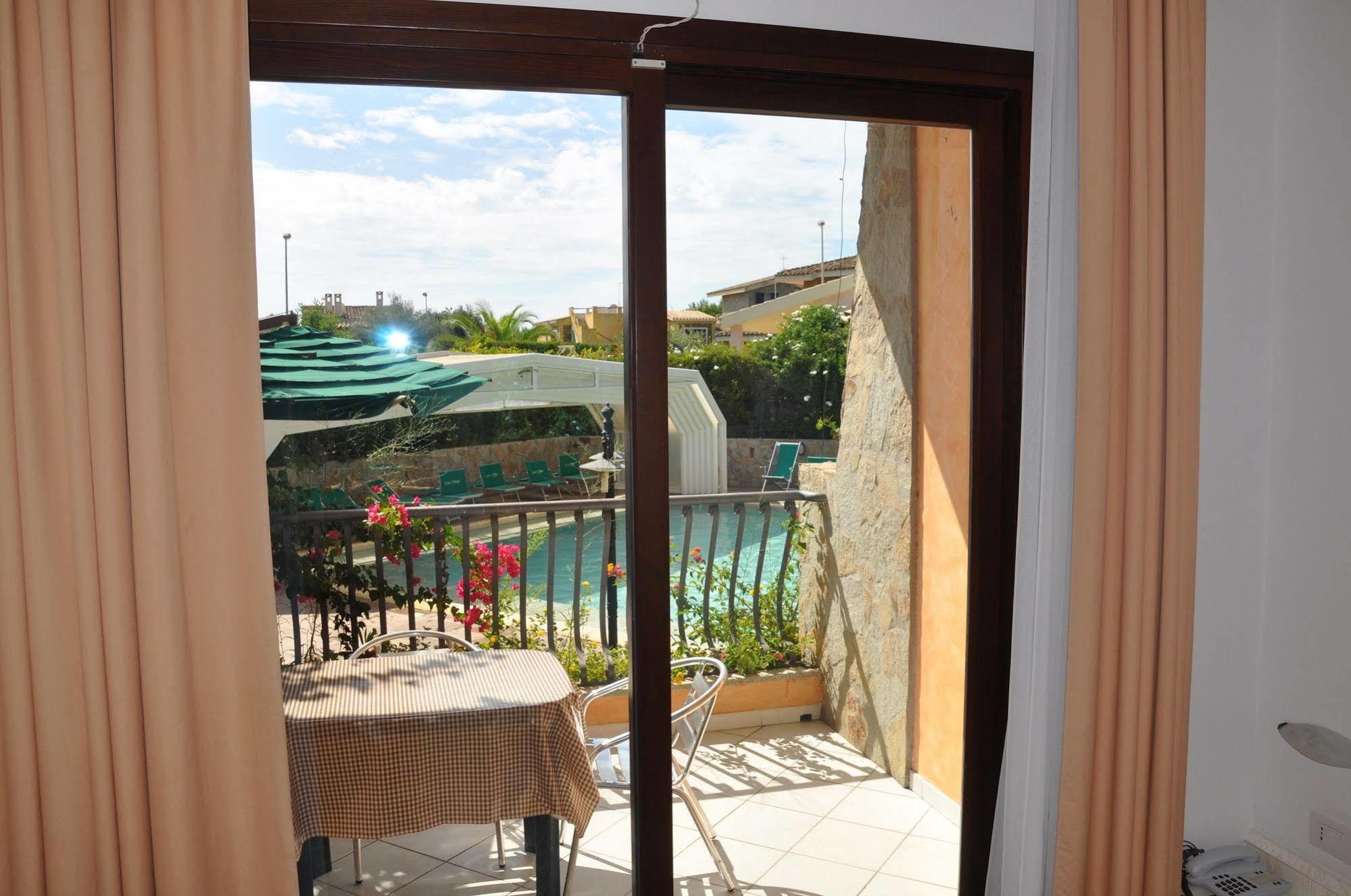 Palm Village Aparthotel Villasimius