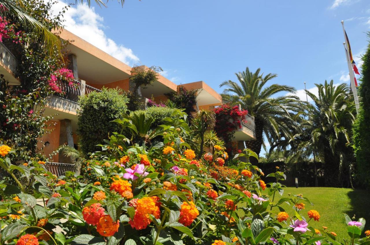 Palm Village Aparthotel 3*