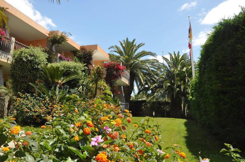 Palm Village Aparthotel