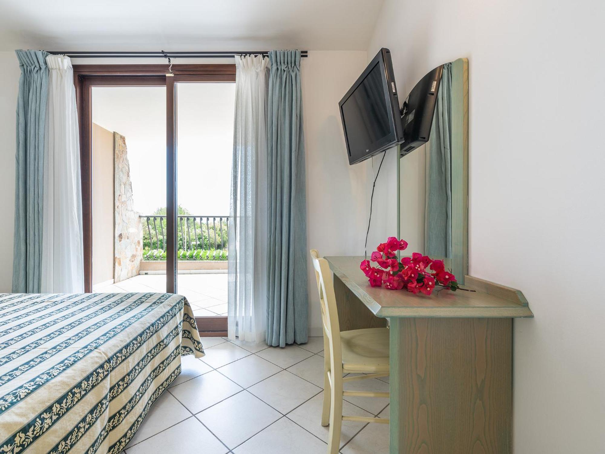 Aparthotel Palm Village 3*