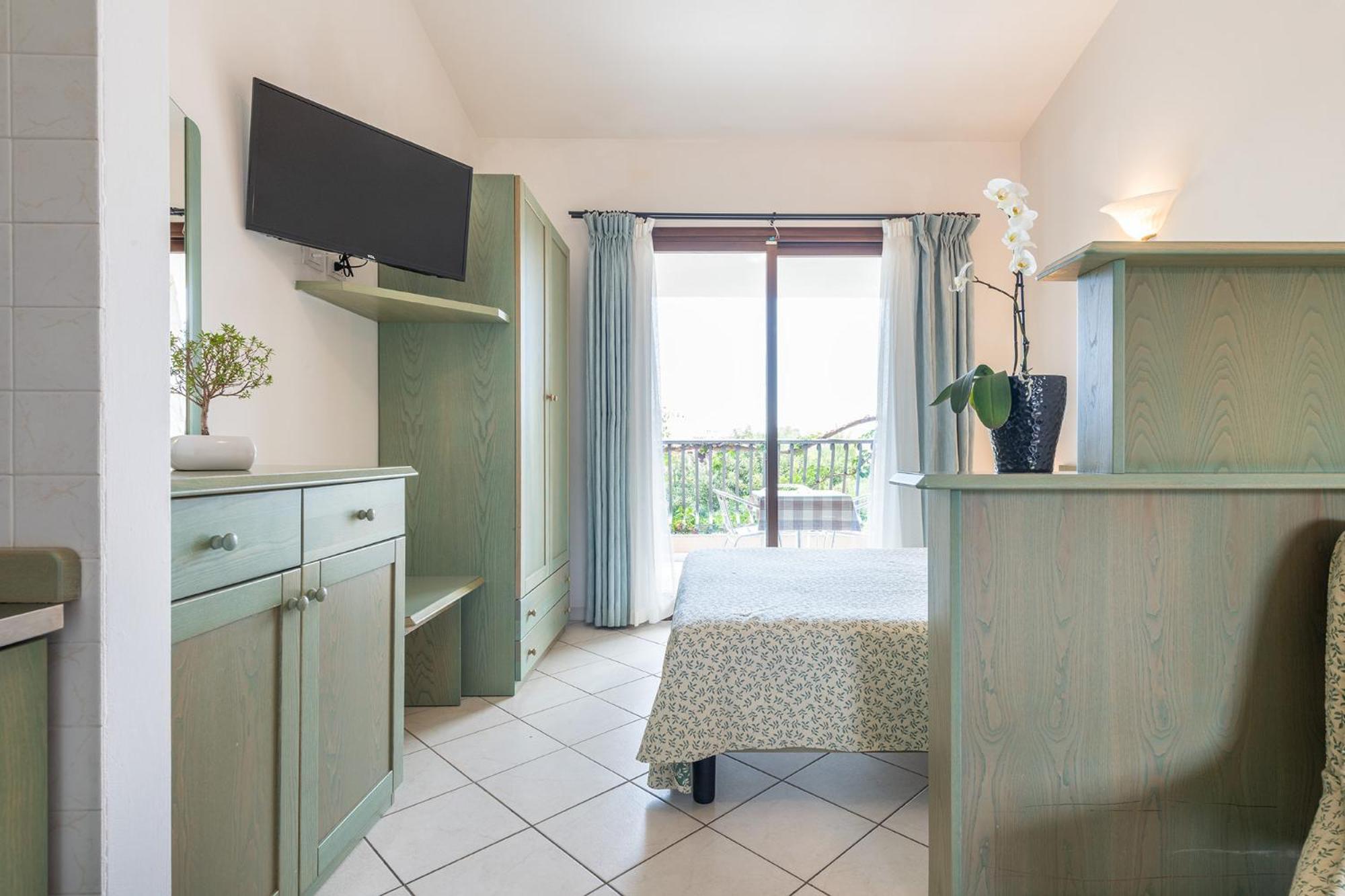 Aparthotel Palm Village 3*